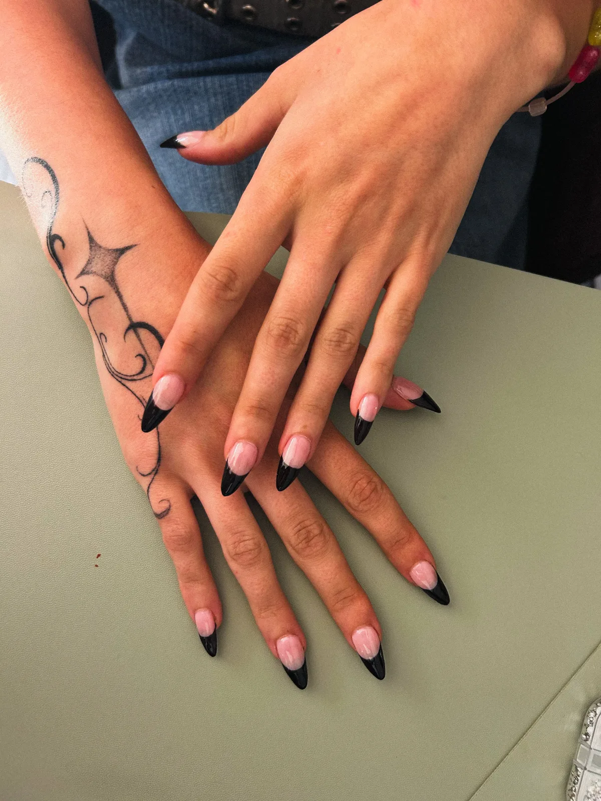 Pose d'ongles MDBS Nails